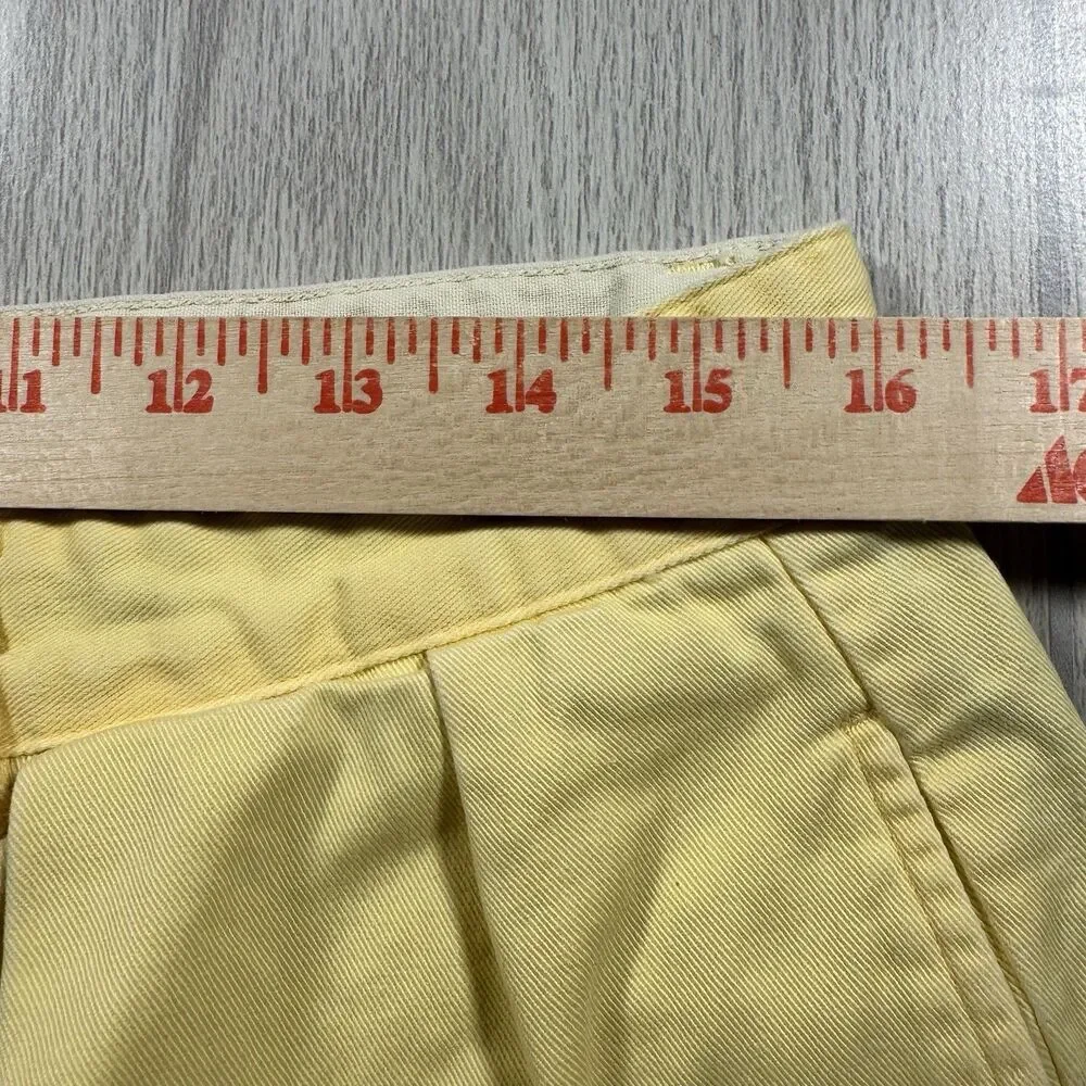Polo Ralph Lauren Tylor Chino Shorts Double Pleated Mens 33 (fits 32x8.5) Yellow